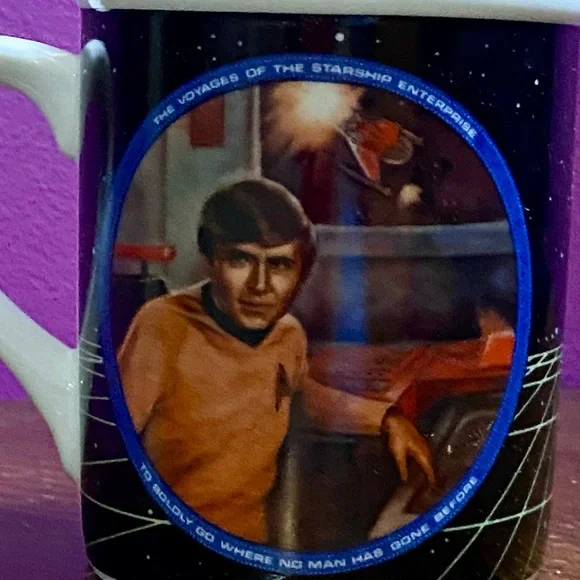 Star Trek Character Mug Set - Black and White - Picture 5 of 9
